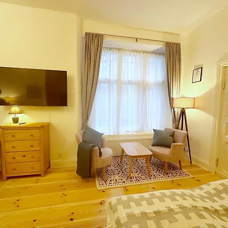 Rod 2 Quiet And Familyfriendly Close To Public Transport Berlin