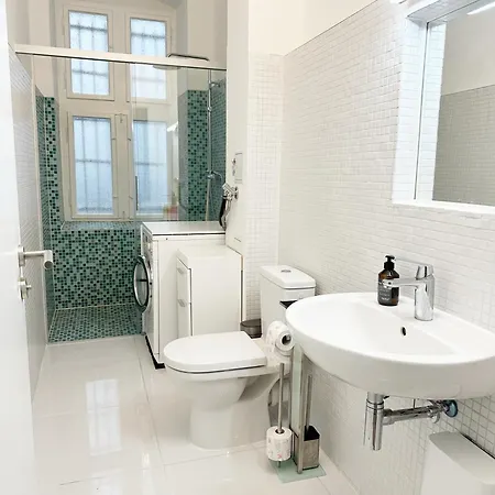 Rod 2 Quiet And Familyfriendly Close To Public Transport Apartment Berlin