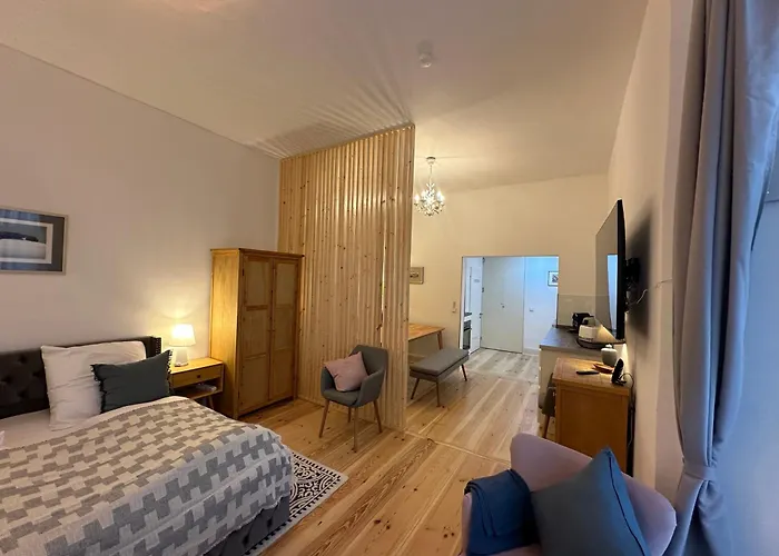 Rod 2 Quiet And Familyfriendly Close To Public Transport *