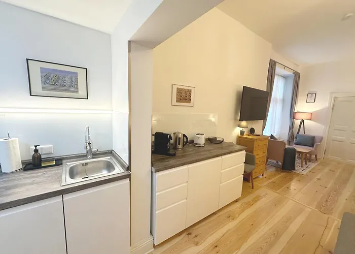 Rod 2 Quiet And Familyfriendly Close To Public Transport