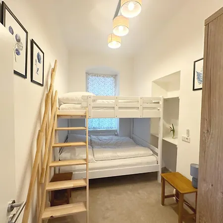 Rod 2 Quiet And Familyfriendly Close To Public Transport